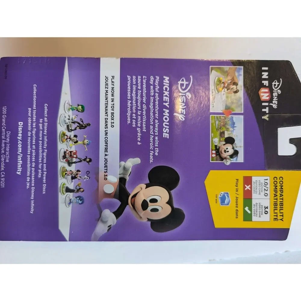 Disney Infinity Mickey Mouse Character Figurine in 3.0 Edition